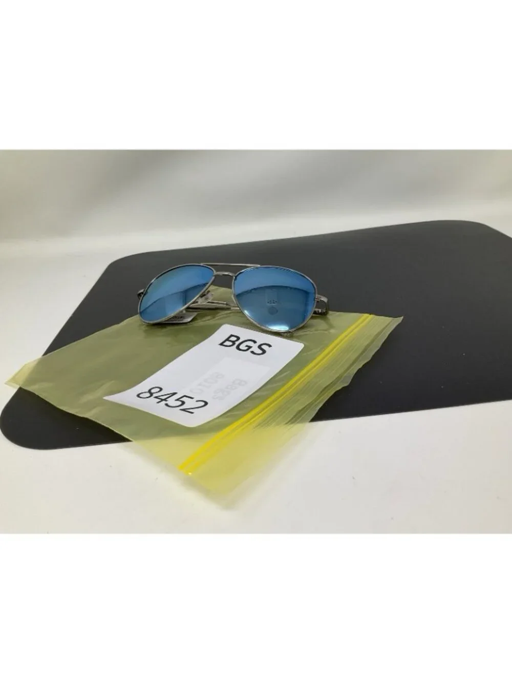 Peepers +2.00 Aviator Sunglasses Heat Wave Sun Reading Glasses